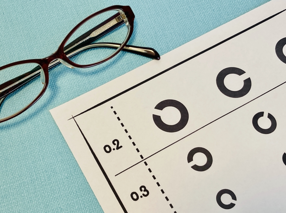 近視をイメージする画像